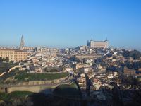 Toledo unterm blauen Himmel