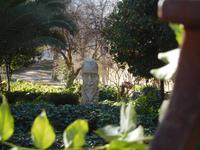 Cervantes in einem Garten - Toledo