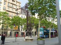 Laterne im Jugendstil mit Bank