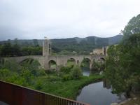 romanische Brücke in Besalu