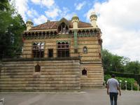 El Capricho de Gaudi (1)