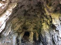 Besuch der Höhle 