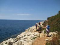 Wanderung von Es Migjorn Gran an den Strand von Cala Galdana