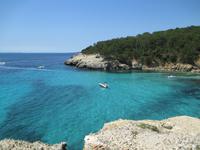 Wanderung von Es Migjorn Gran an den Strand von Cala Galdana