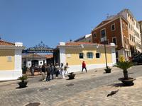 Stadtrundgang, Mittagspause und Freizeit in Mahón