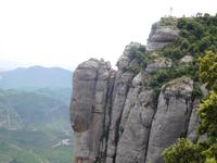 Kloster und Wanderund in Montserrat Berglandschaft (24)