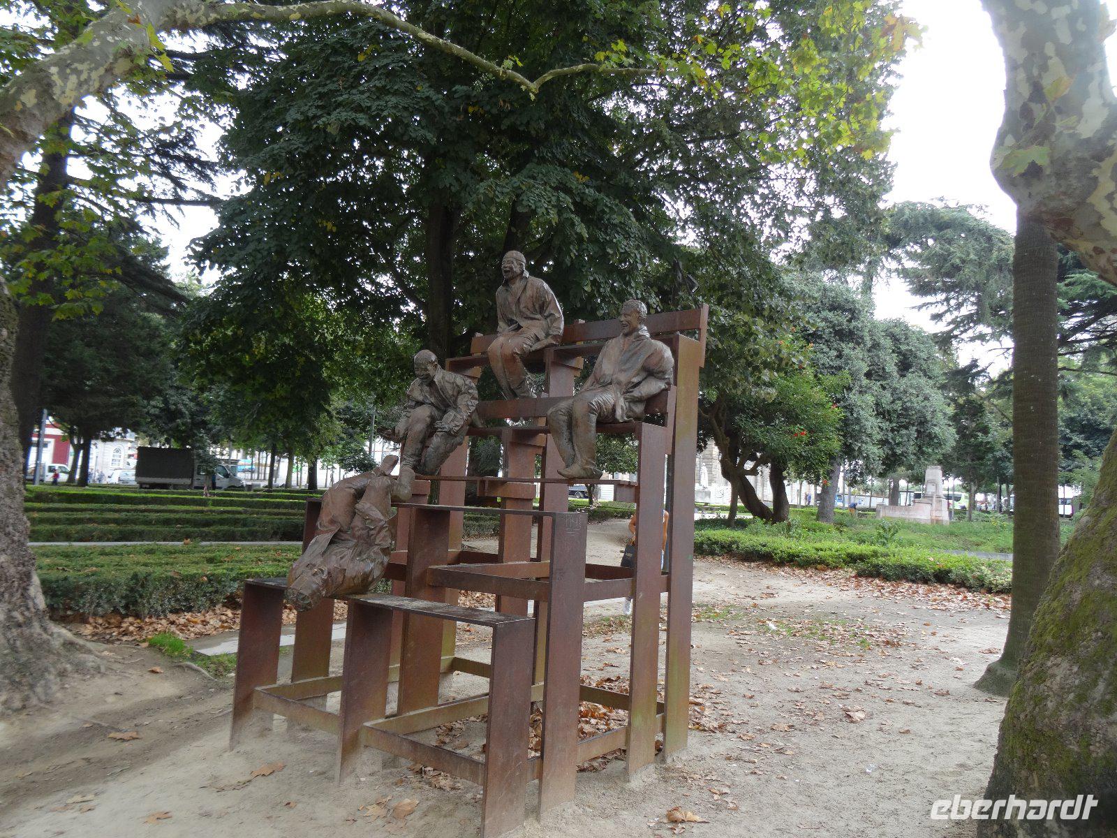 Lachende Männer in Porto