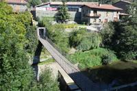 Hängebrücke nach Rupit