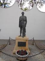 Ronda, Statue des Stierkämpfers Antonio Ordóñez