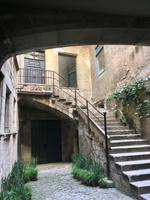 Versteckte Innenho¨fe (patio) im Judenviertel