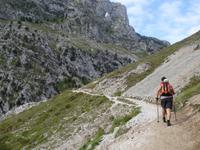 Wanderung auf der Ruta del Cares oder Cares Schlucht im Nationalpark Picos de Europa (23)