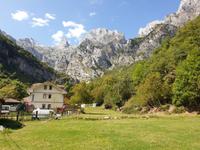 Wanderung auf der Ruta del Cares oder Cares Schlucht im Nationalpark Picos de Europa (60)