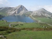 Wanderung bei den Covadonga-Seen im National Park Picos de Europa in Asturien  (9)