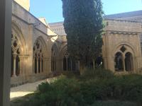 Das Kloster mit Blick in den Garten