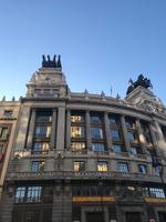 architektonisch bewundernswerte Gebäude in Madrid (Edificio Meneses)