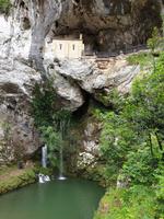 Tag  Wanderung bei den Covadonga-Seen - Ribadeo - Kathedralen-Strand (52)