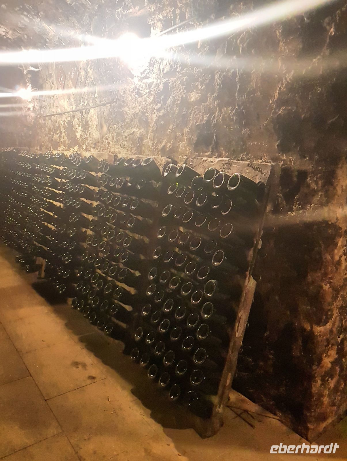 Alte Flaschen, Weingut 