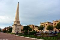 Wanderreise Menorca - Spaziergang in die alte menorquinische Hauptstadt Ciutadella - Obelisc