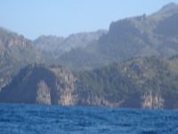 Felsenküste auf der Fahrt nach Sa Colobra