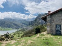 Covadonga_Lago de la Ercina.jpg