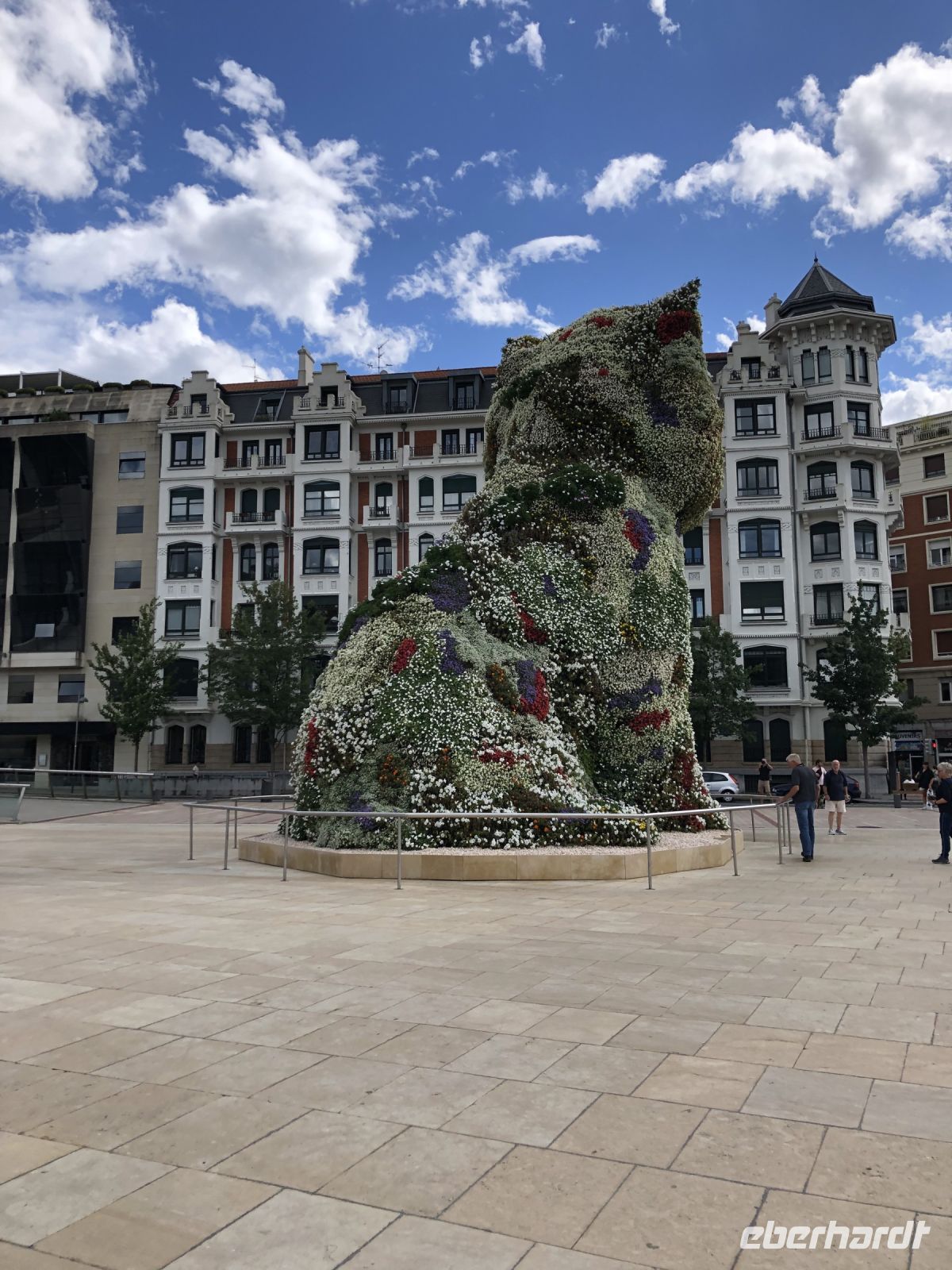 Puppy (Blumen-Welpe) vor dem Guggenheim-Museum Bilbao