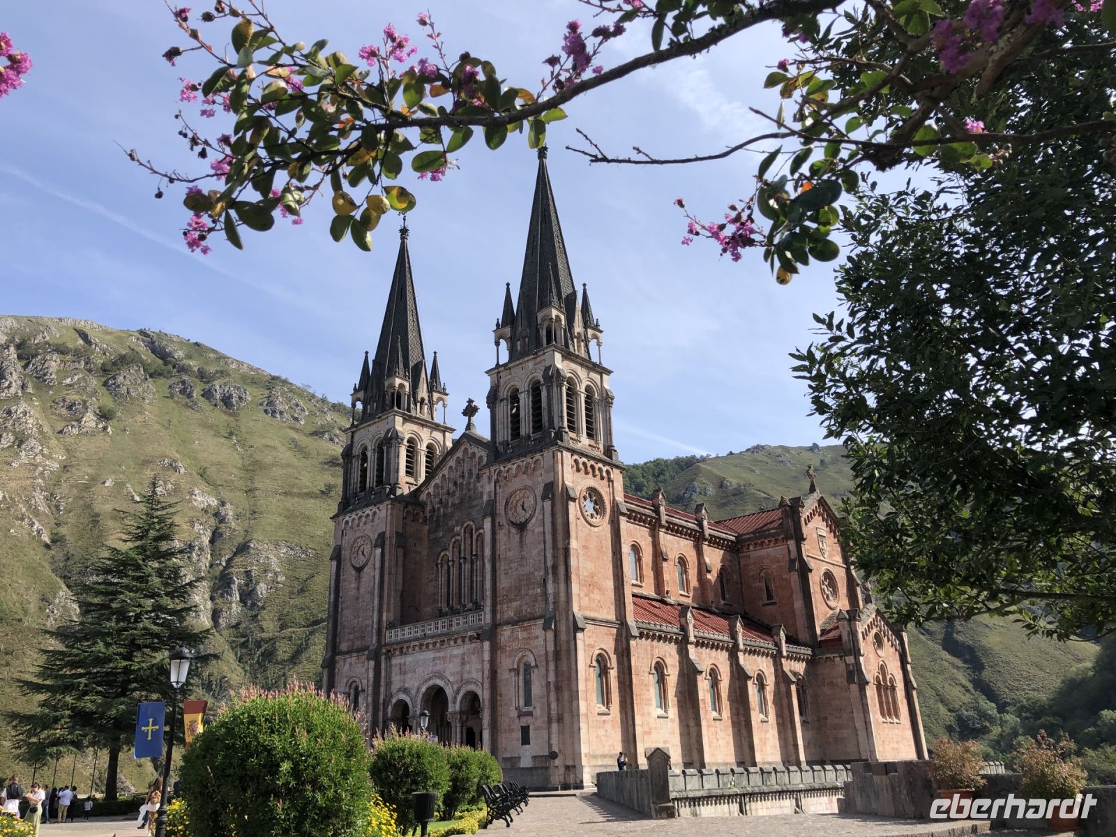 Wallfahrtskirche - Basílica de Santa María la Real de Covadonga