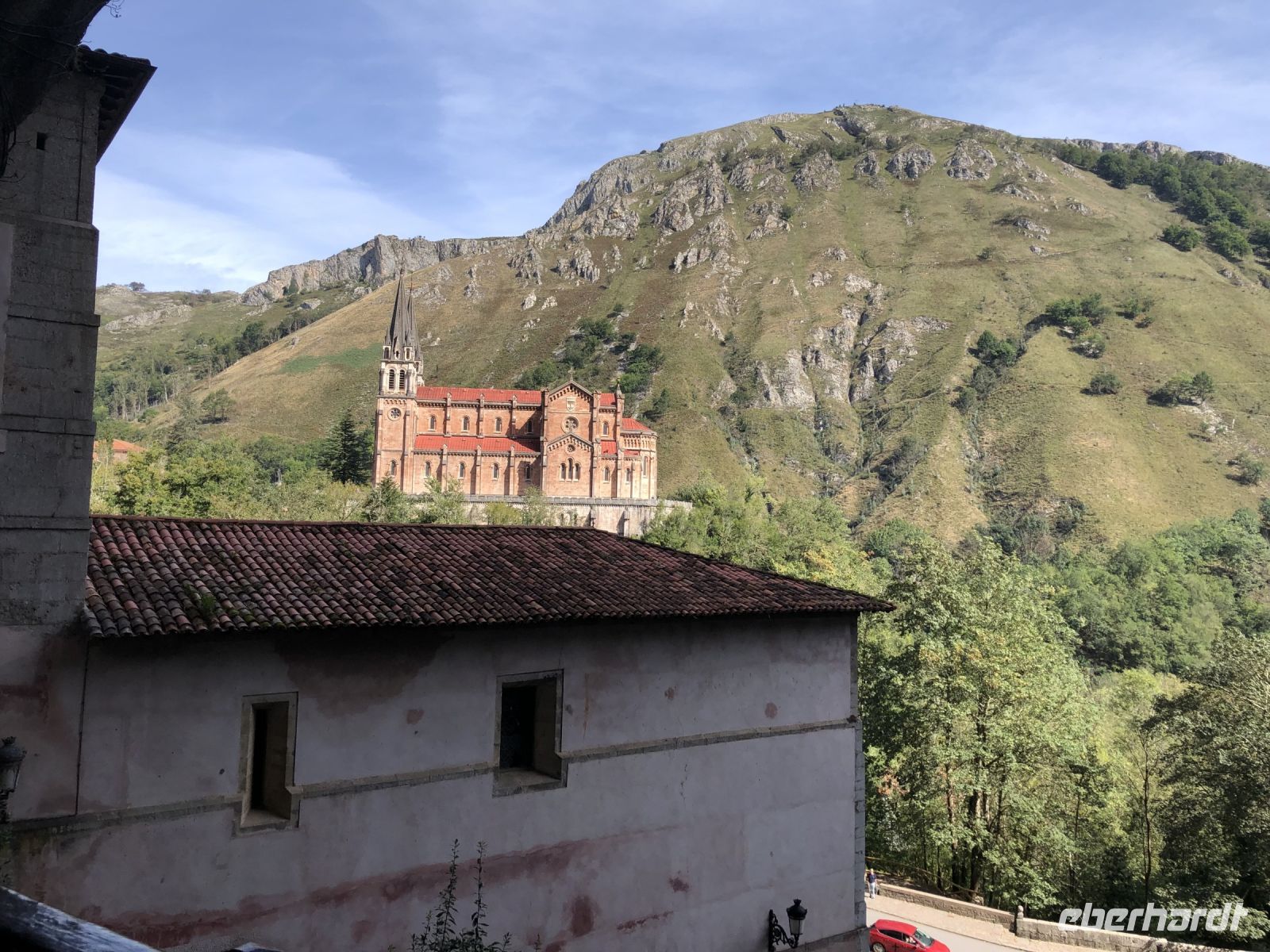 Imposanter Ausblick auf die Wallfahrtskirche