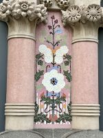 Keramikelemente zieren Jugendstilfassaden