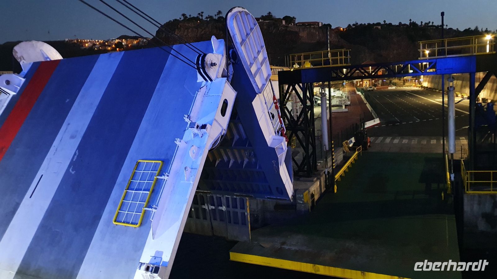 San Sebastian, Fährhafen