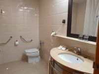 Hotel Catalonia Barcelona Plaza.jpg