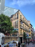 Kunstvoll das Haus fortgesetzt 