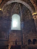 Obwohl auch in Ávila Granit das prädominante Baumaterial ist, ist in der Kathedrale ein sehr interessanter Buntsandstein verbaut