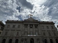 Barcelona: Placa de la Ciutat - Rathaus von Barcelona