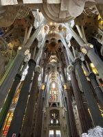 Barcelona: Sagrada Familia von innen 