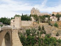 Toledo - Blick auf die Brücke und San Roman Kirche