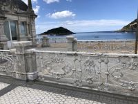 Altes Geländer am Strand Concha