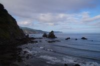 Am Strand von Gaztelugatxe