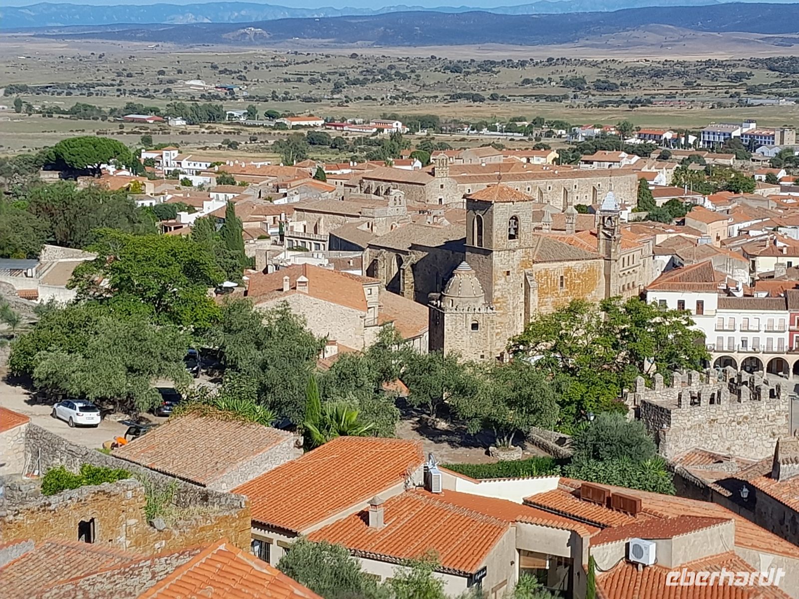 Blick Richtung Plaza Mayor Trujillo und die Kirche des heiligen Martin
