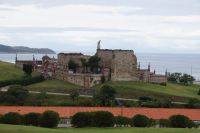 Der Friedhof von Comillas, im 19. Jhdt. in der Ruine einer gotischen Kirche eingerichtet