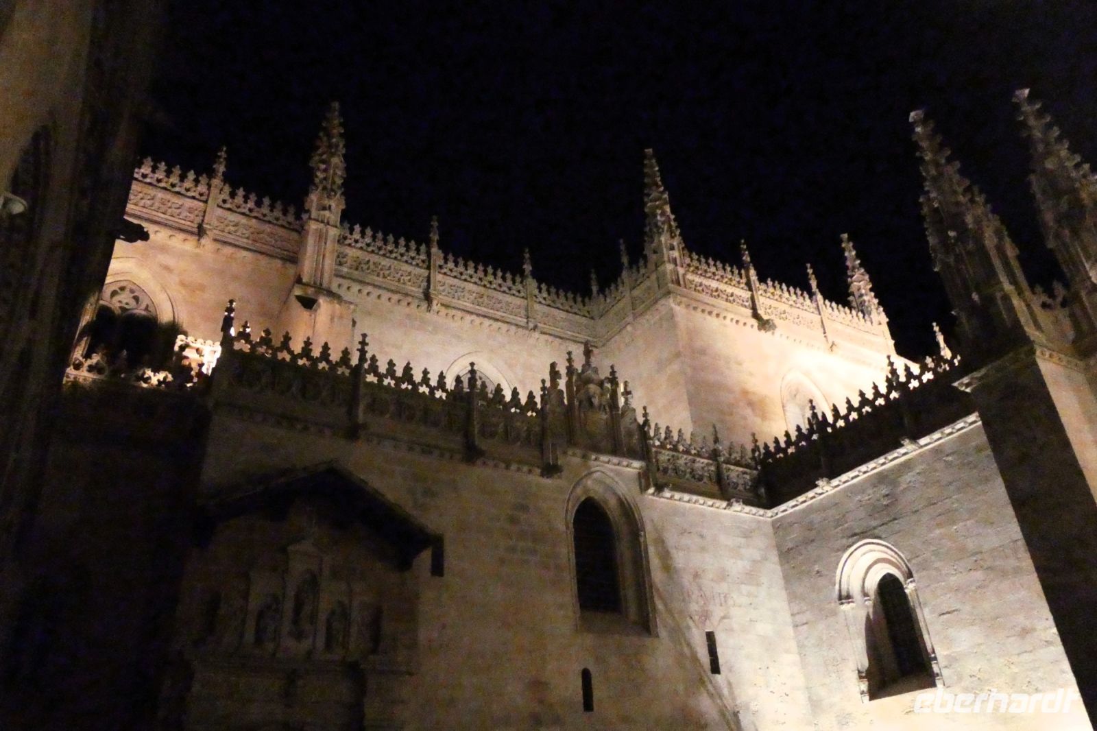 Kathedrale von Granada am Abend