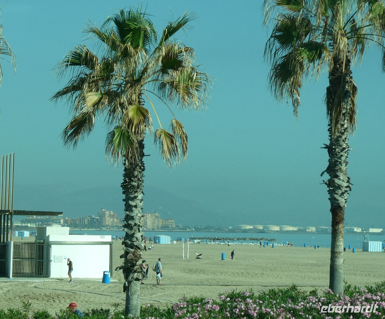am Strand von Valencia