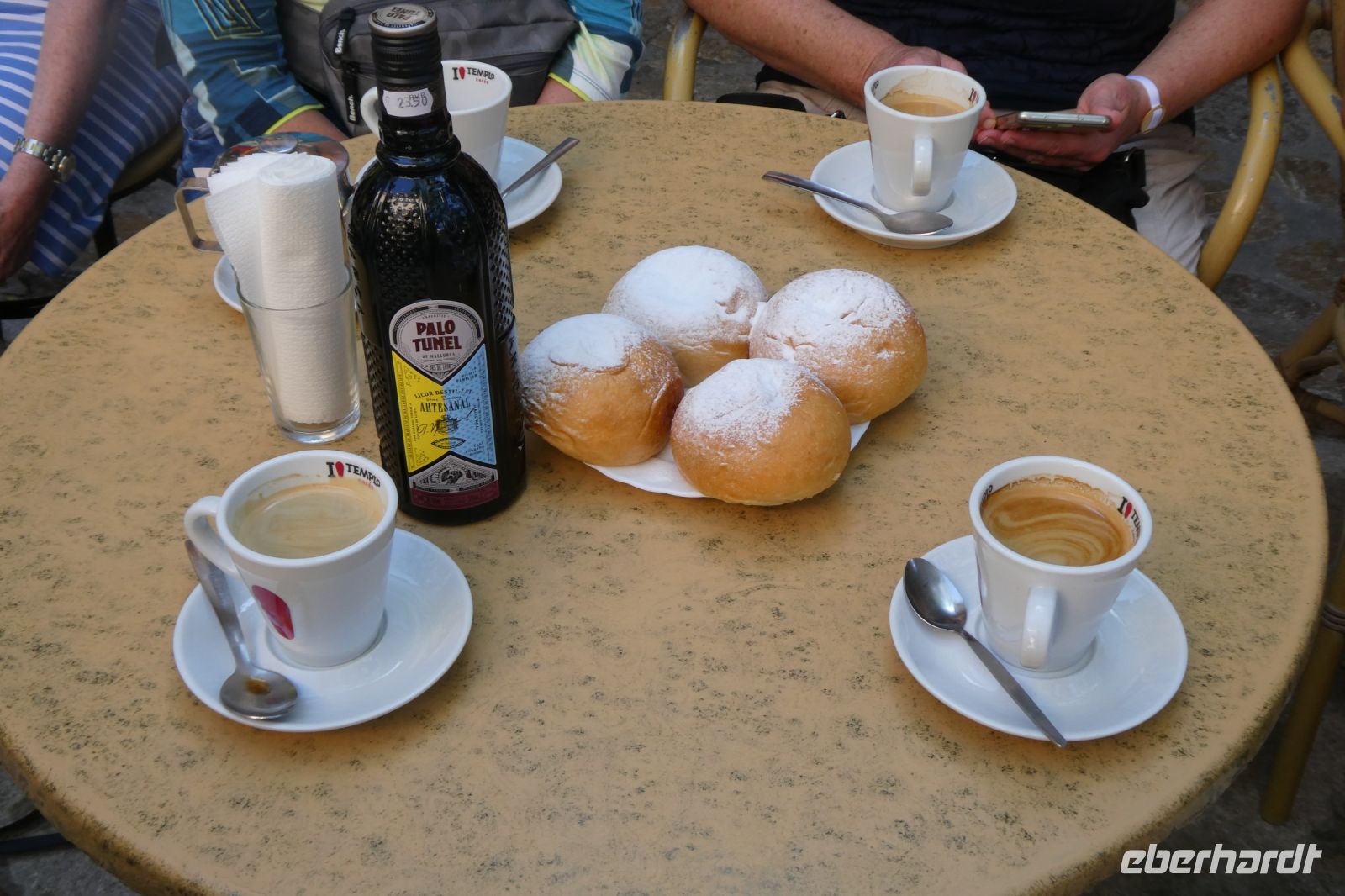 Coca de Patata, Kaffee und Palo