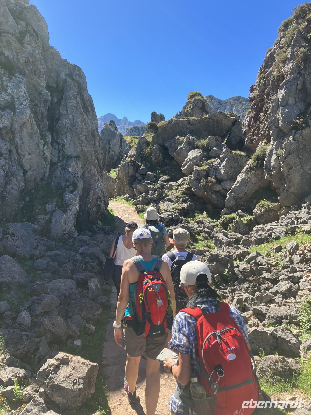 Eberhardt Travel Reisegruppe auf Entdeckungstour