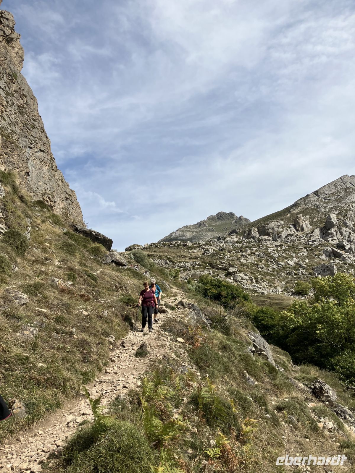 16 km Wanderung rund um Fuente De