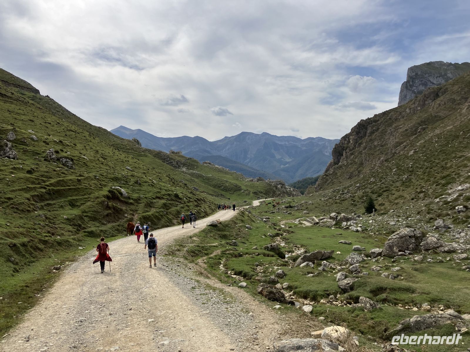 beschwingter Wanderschritt in den Picos de Europa