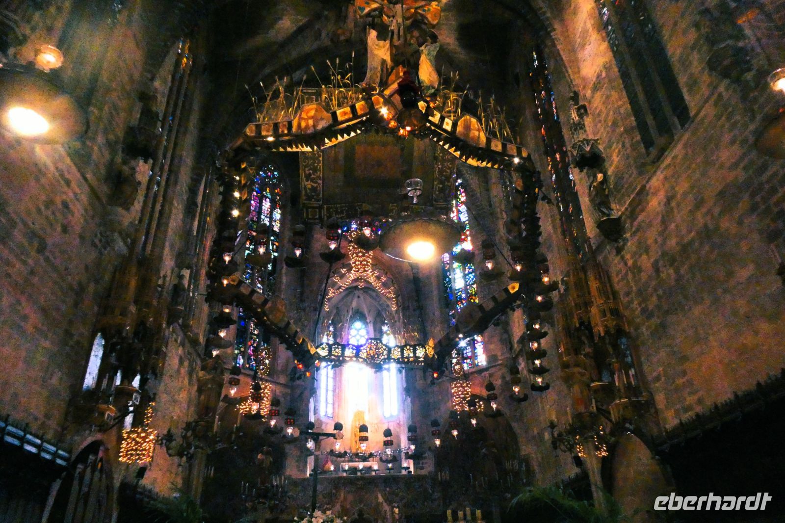 Kathedrale von Palma mit Beleuchtung