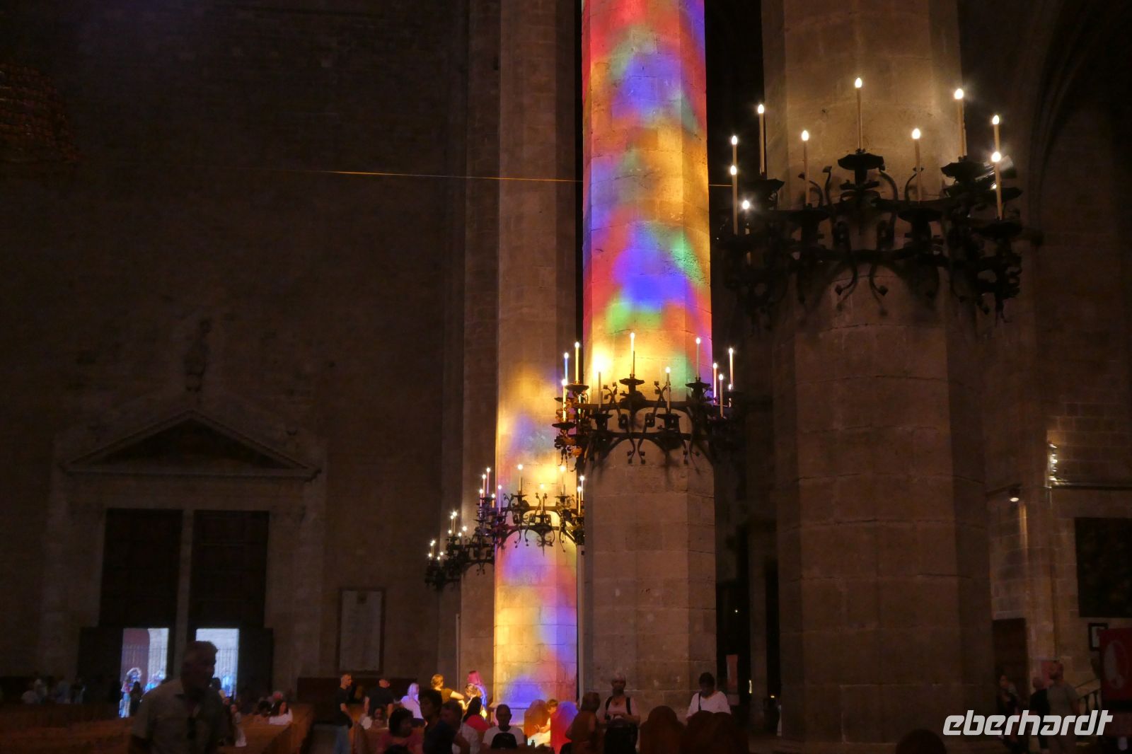 es werde Licht - Farbenspiele in der Kathedrale von Palma