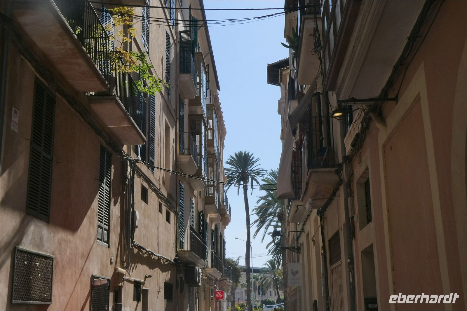 Straße mit Aussicht