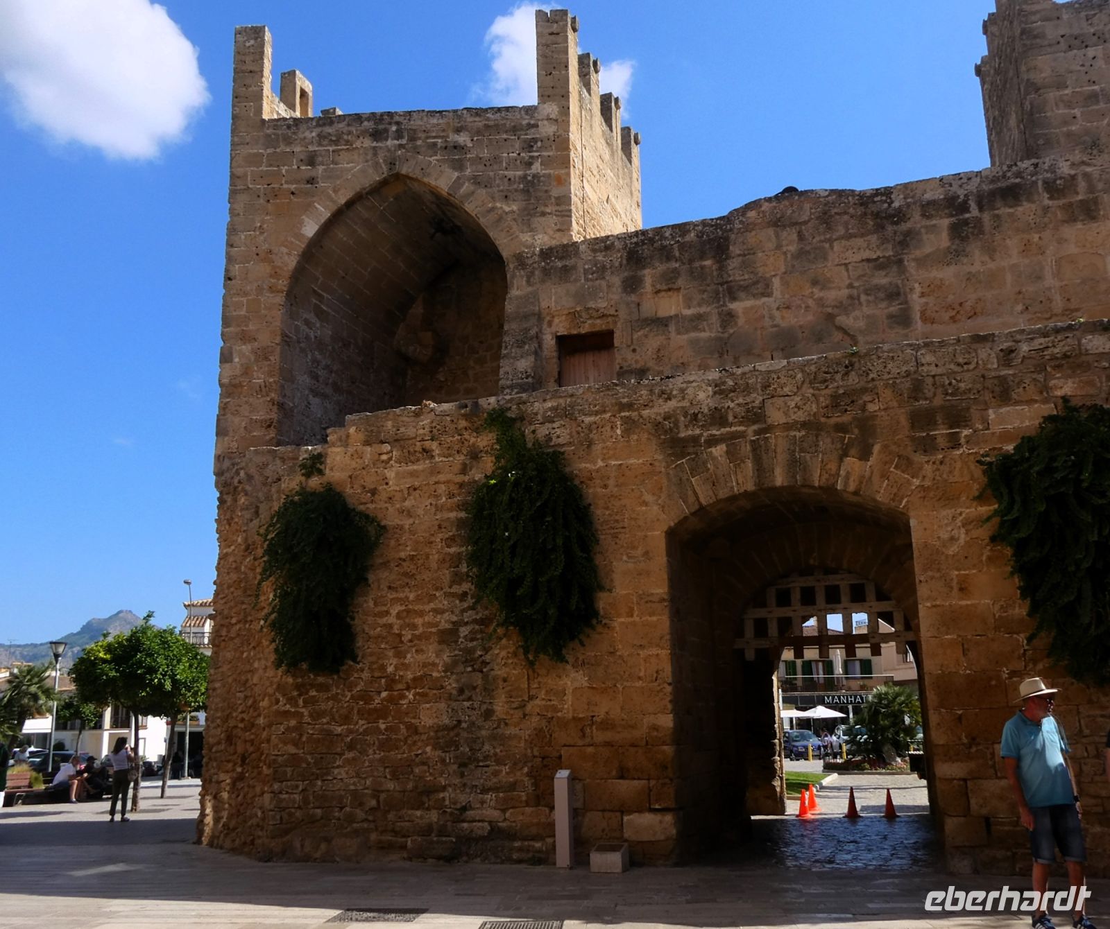 am Stadttor von Alcúdia