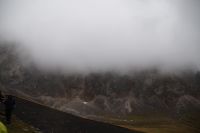 Schiefer - Karst - Wolken und ein winziges Schneefeld